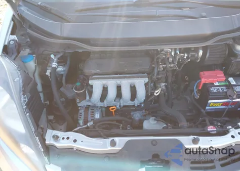 2013 Honda Fit z USA, uszkodzony, nr VIN JHMGE8G32DC013379